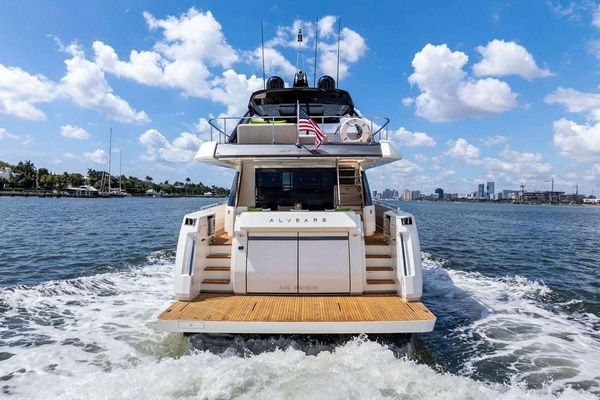 ALVEARE 78ft Ferretti Yachts Yacht For Sale