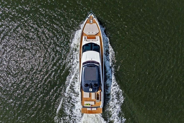 ALVEARE 78ft Ferretti Yachts Yacht For Sale