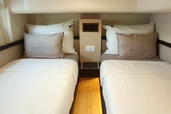 Safe Haven 48ft Greenline Yacht For Sale