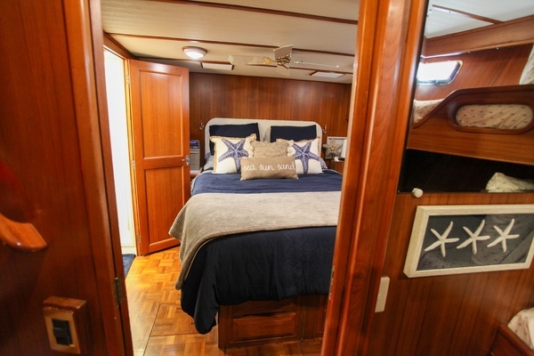 2002 DeFever 53