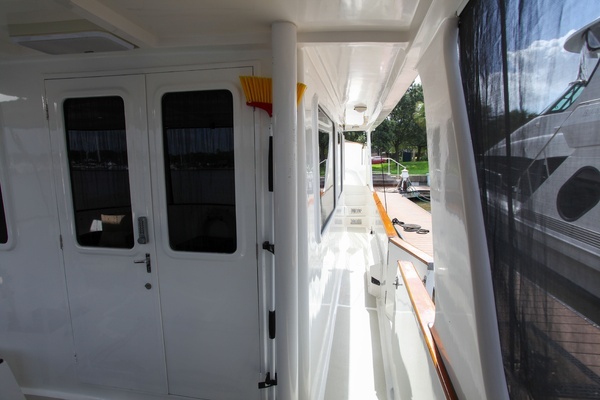 2002 DeFever 53