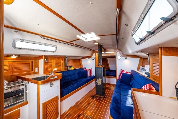 Black Griffon 41ft J Boats Yacht For Sale