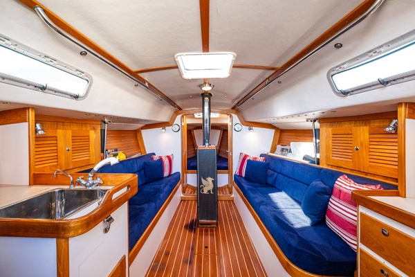 Black Griffon 41ft J Boats Yacht For Sale