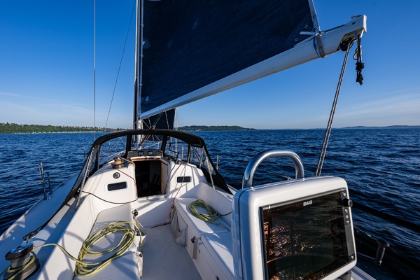 Black Griffon 41ft J Boats Yacht For Sale