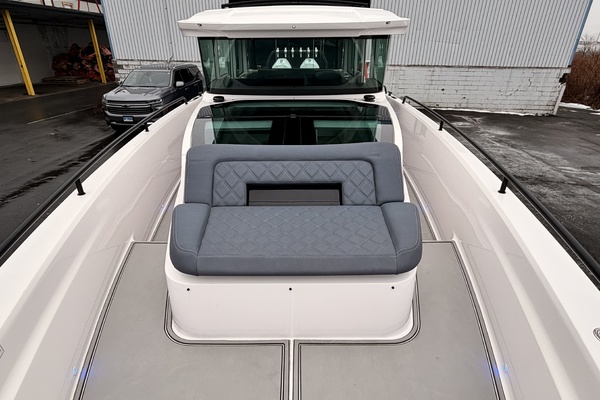 37ft Axopar Yacht For Sale