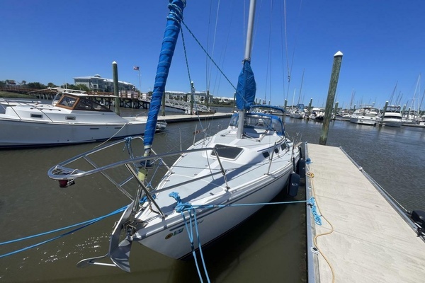 Kona 30ft Catalina Yacht For Sale