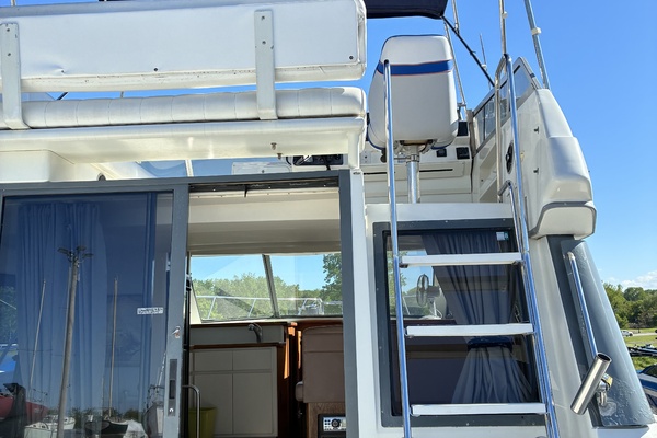 Feelin  Knotty 37ft Carver Yacht For Sale