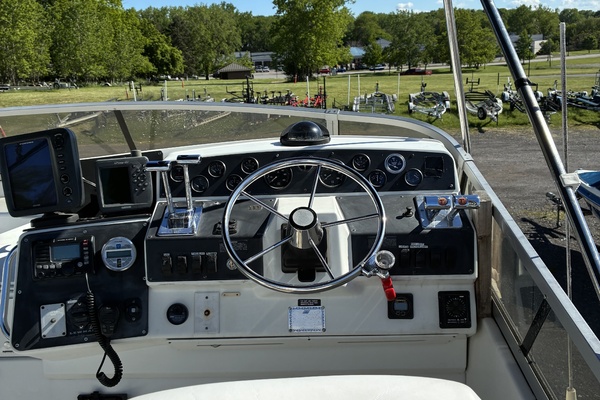 Feelin  Knotty 37ft Carver Yacht For Sale