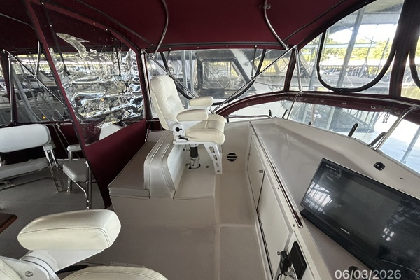 Inspeyered 2 46ft Grand Banks Yacht For Sale