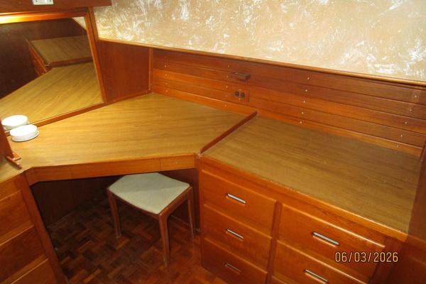 Inspeyered 2 46ft Grand Banks Yacht For Sale