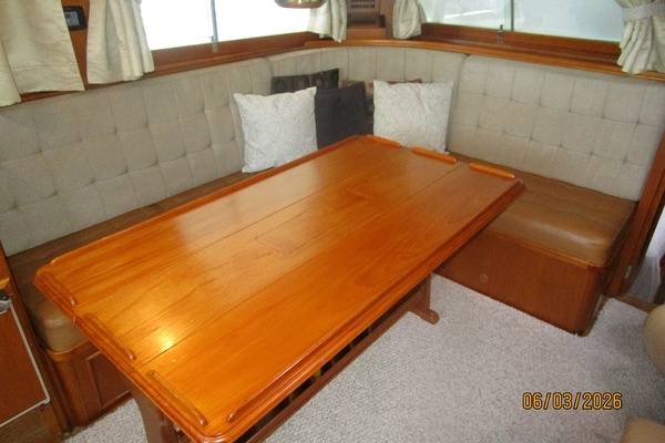 Inspeyered 2 46ft Grand Banks Yacht For Sale