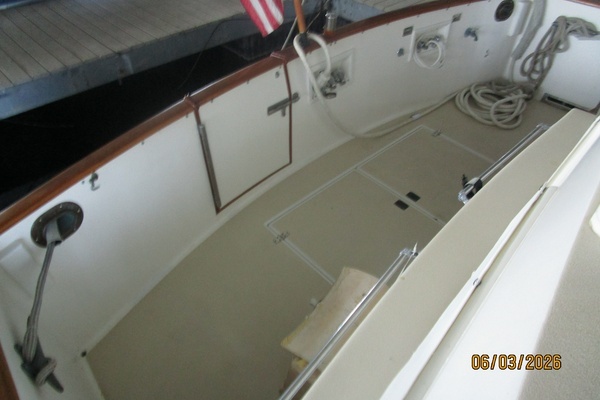 Grand Banks Classic Yacht For Sale