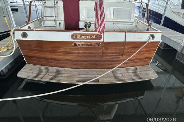 Inspeyered 2 46ft Grand Banks Yacht For Sale