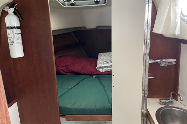 HONEY BEAR 32ft Pearson Yacht For Sale