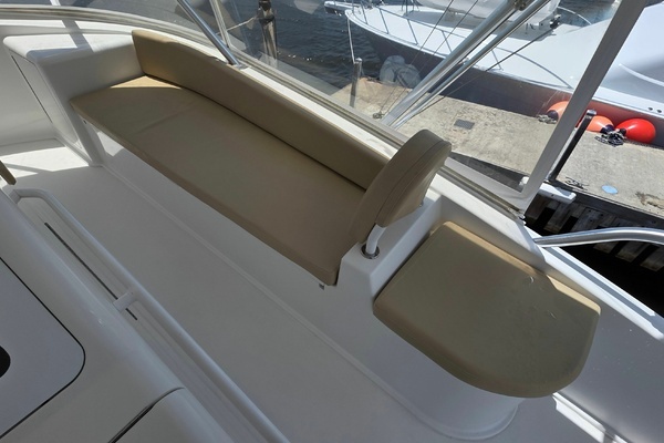 2010 Viking 64