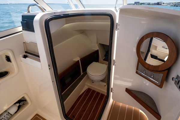 23ft Grady White Yacht For Sale