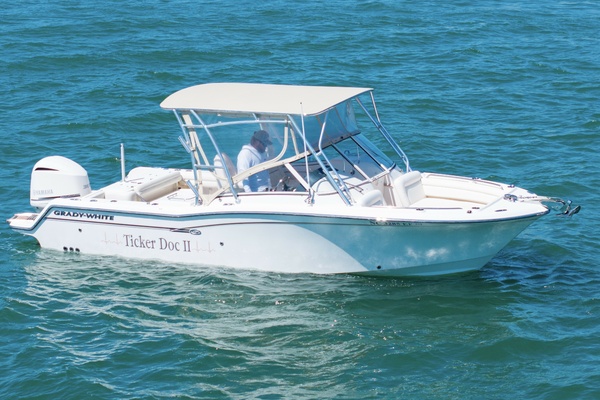 2017 Grady-White 235 Freedom