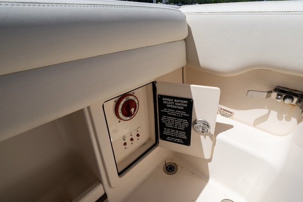 23ft Grady White Yacht For Sale