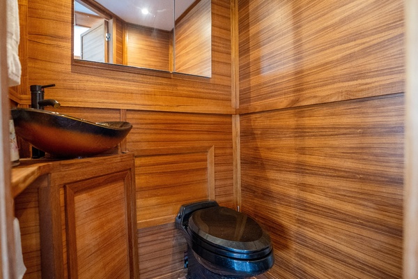 Ocean I 98ft Hargrave Yacht For Sale