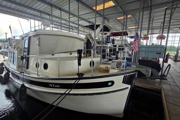 At Ease 32ft Nordic Tugs Yacht For Sale
