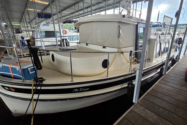 2003 Nordic Tugs 32