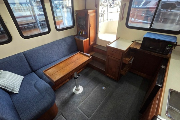 At Ease 32ft Nordic Tugs Yacht For Sale