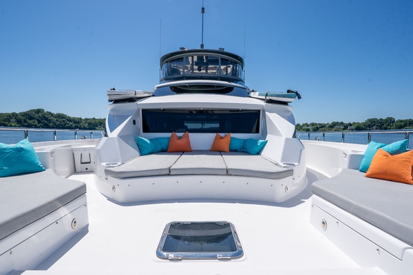 Lovie 75ft Hatteras Yacht For Sale