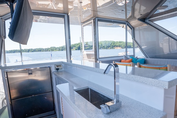 Lovie 75ft Hatteras Yacht For Sale