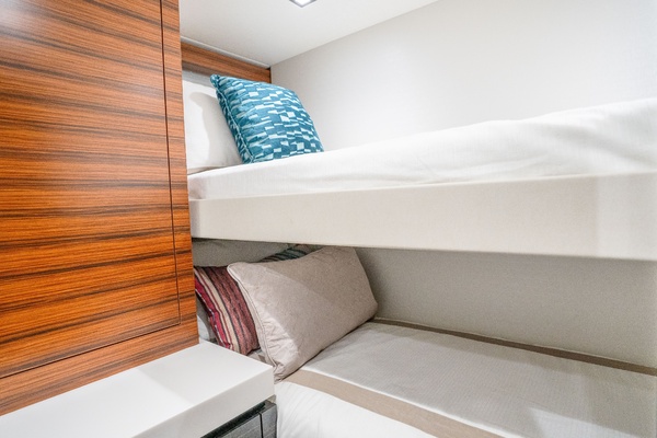 Lovie 75ft Hatteras Yacht For Sale