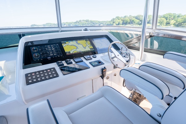 Lovie 75ft Hatteras Yacht For Sale