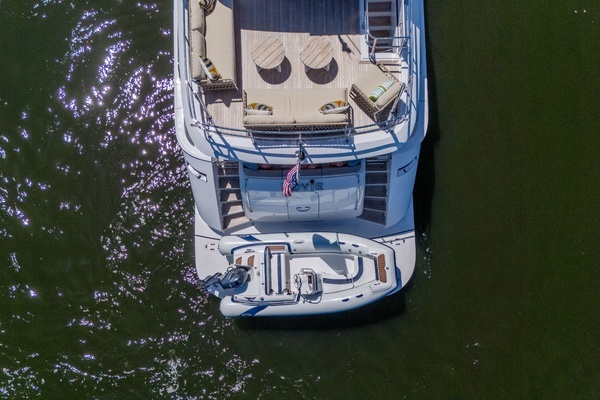 2021 Hatteras 75