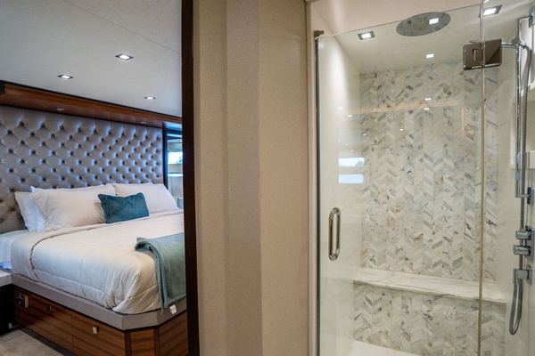 Lovie 75ft Hatteras Yacht For Sale