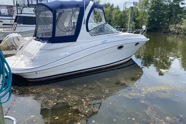 28ft Four Winns Yacht For Sale