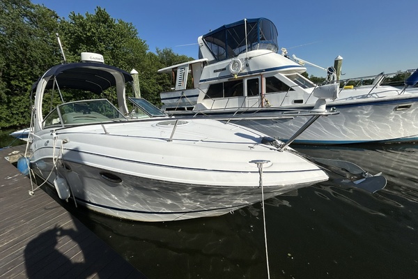 28ft Four Winns Yacht For Sale
