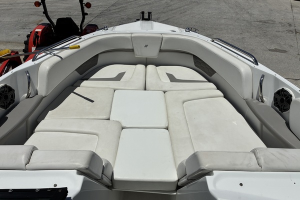 30ft Four Winns Yacht For Sale