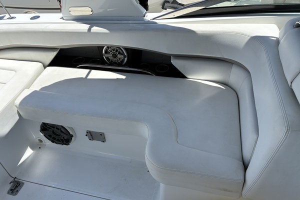 30ft Four Winns Yacht For Sale
