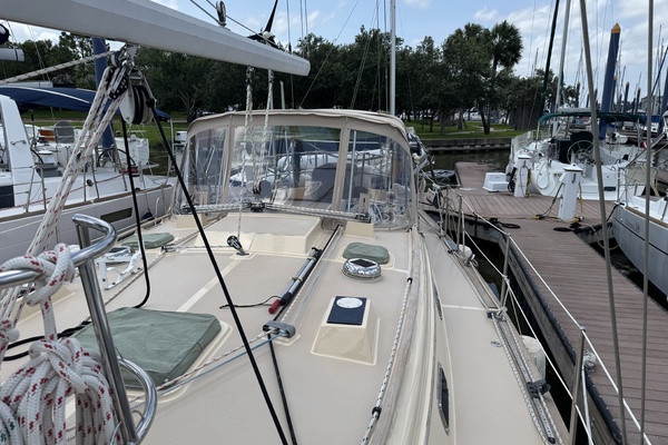 Pelicano 44ft Island Packet Yacht For Sale