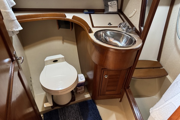 Pelicano 44ft Island Packet Yacht For Sale