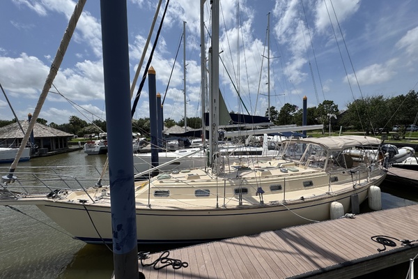 Pelicano 44ft Island Packet Yacht For Sale