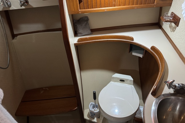 Pelicano 44ft Island Packet Yacht For Sale