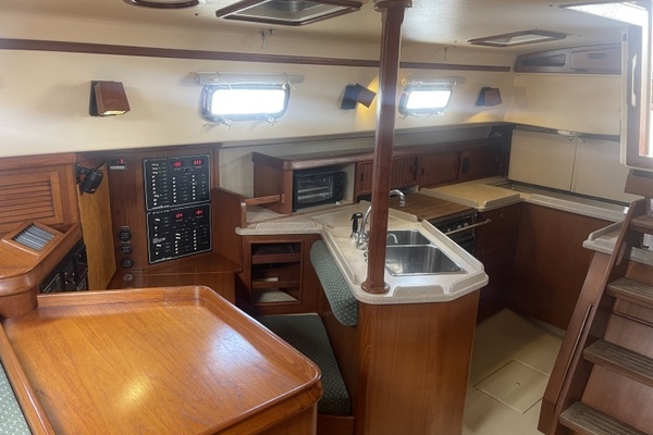 Pelicano 44ft Island Packet Yacht For Sale