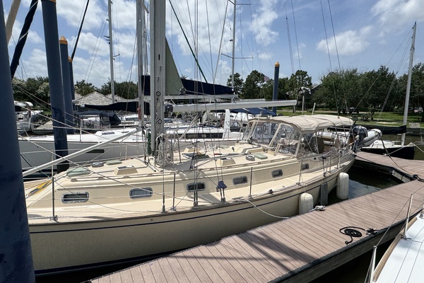 Pelicano 44ft Island Packet Yacht For Sale