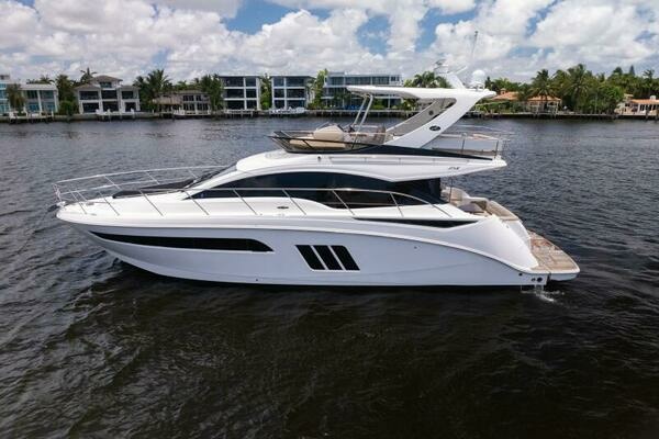 2016 Sea Ray 51