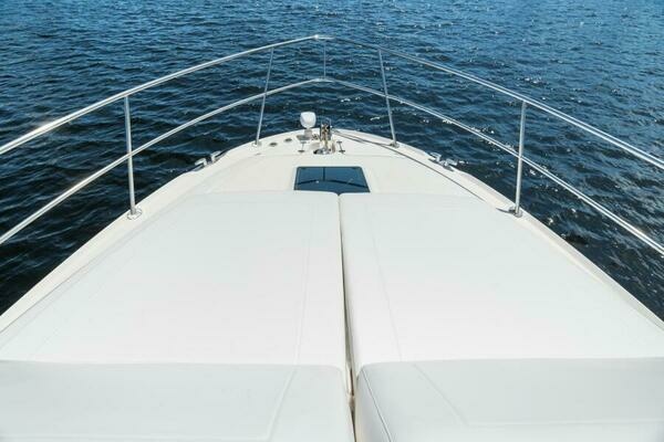 2001 Sea Ray 54