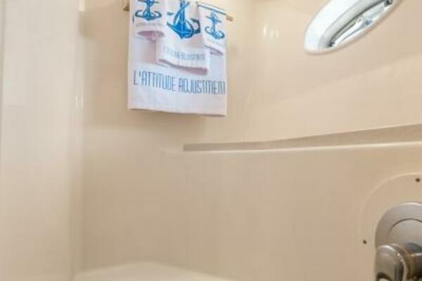 L attitude Adjustment 54ft Sea Ray Yacht For Sale
