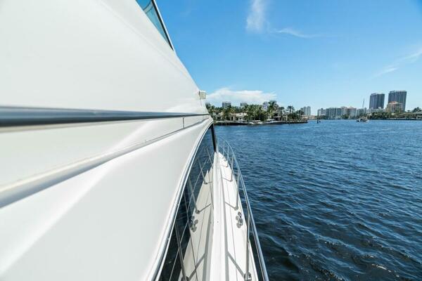 L attitude Adjustment 54ft Sea Ray Yacht For Sale