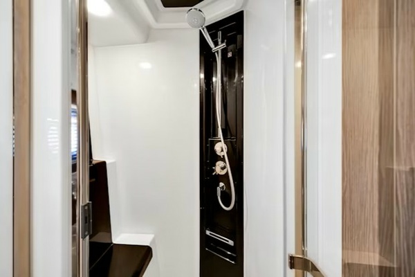 59ft Azimut Yacht For Sale