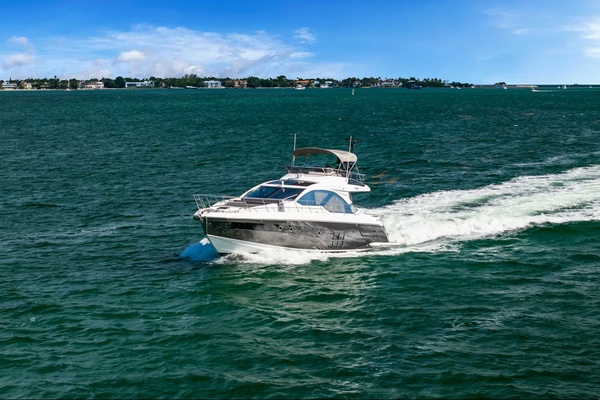 59ft Azimut Yacht For Sale