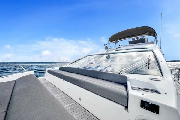 59ft Azimut Yacht For Sale