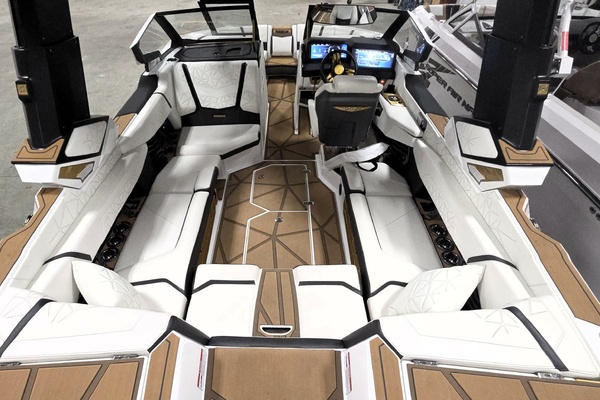 23ft Nautique Yacht For Sale